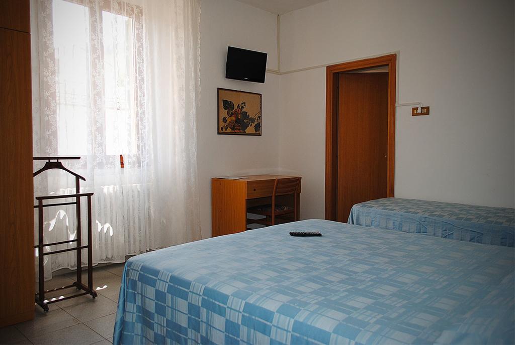 Albergo Ristorante La Torretta Castiglione dei Pepoli Kamer foto